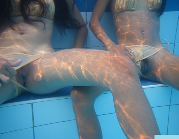 Jeremay and Mayka -  Thai Teens In Pool