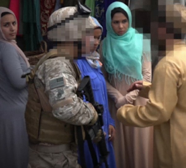  Amateurs -  American Soldiers Fuck Arabian Girl